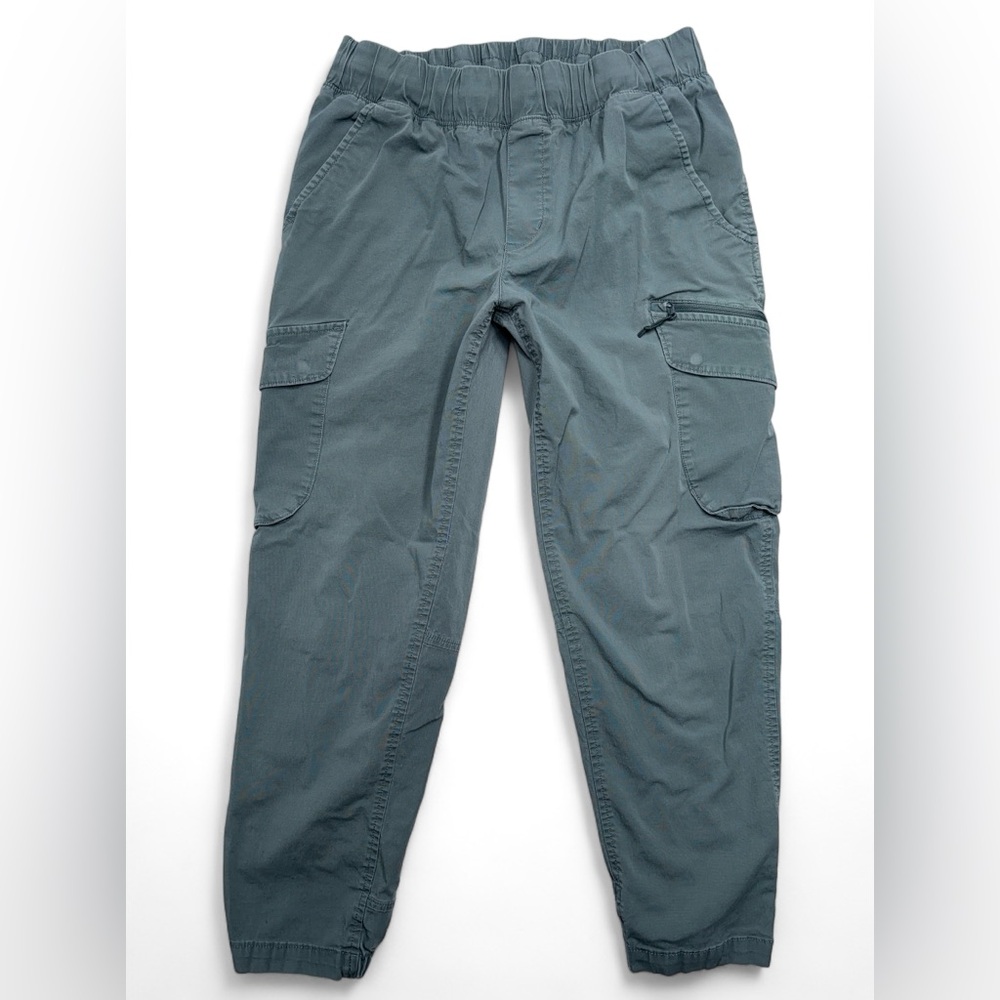 Women's Cargo Pants in Gray